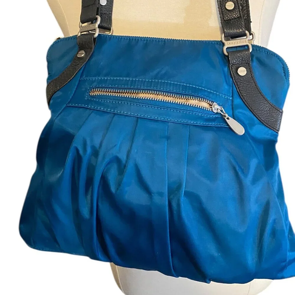 Baggallini Audrey Pleated Womens Handbag Purse